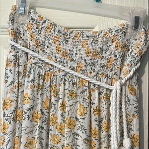 Floral maxi skirt size s